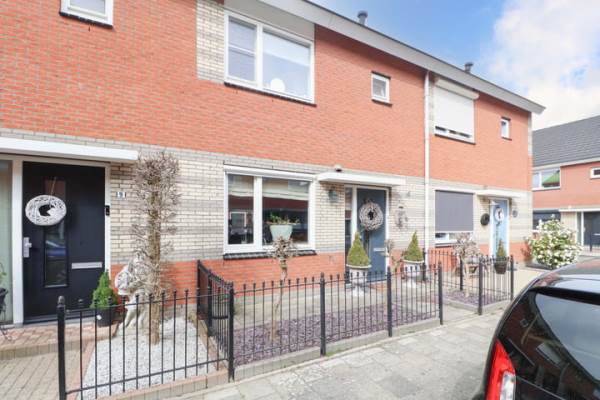 Woning Esdoornstraat 11 Bunschoten-Spakenburg