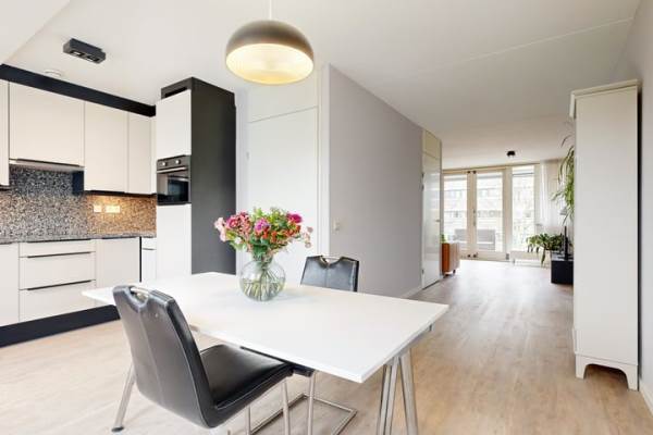 Woning Van Heenvlietlaan 327 Amsterdam