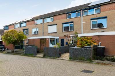 Woning Klaproosstraat 14 Klaaswaal