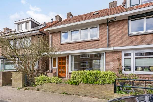 Woning Johannes Sinthenstraat 25 Deventer