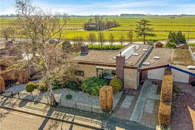 Woning Meidoornlaan 8 Kamerik