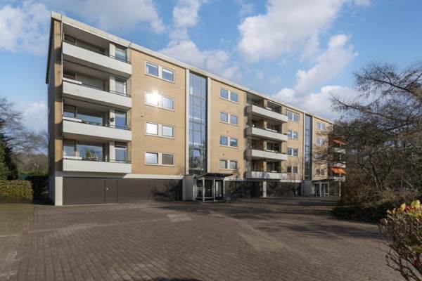 Woning Leeuweriklaan 83 Bussum