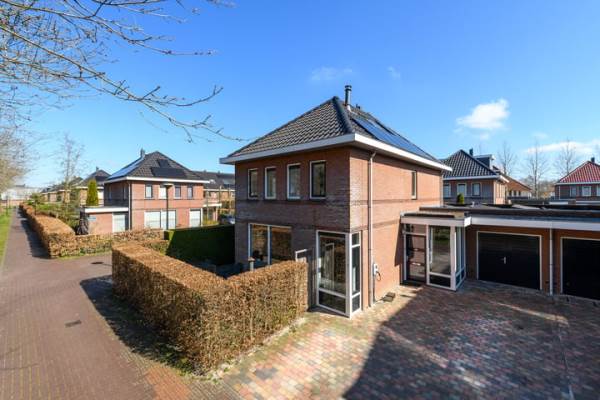 Woning Willem Frederiklaan 1 Heerenveen