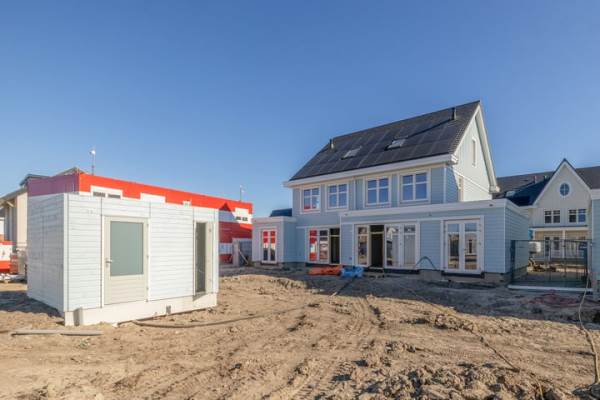 Woning Elisabeth van Matenessedreef 43 Monster