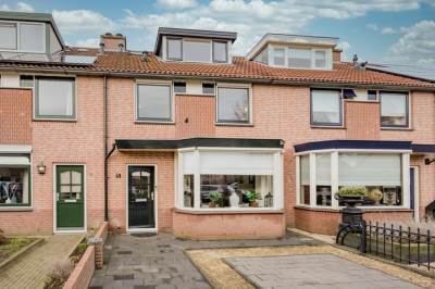 Woning Meester Folkertsstraat 5 Nijkerkerveen