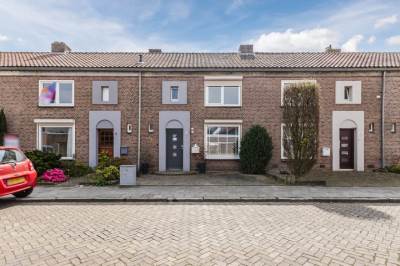 Woning Reinoldstraat 8 Uden