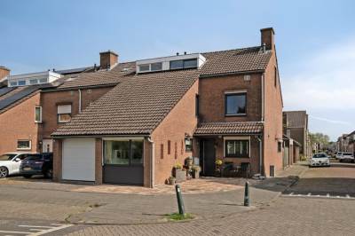 Woning Zuideinde 18 Dinteloord