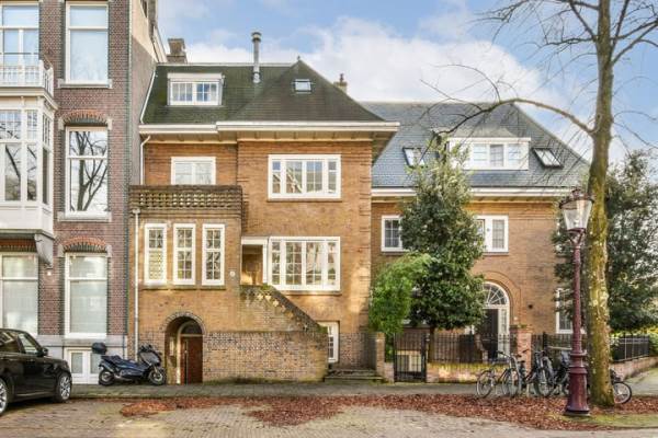 Woning Oranje Nassaulaan 17 Amsterdam