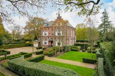 Woning Burgemeester Meslaan 1 Tiel