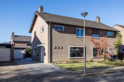 Woning Bachstraat 32 Oirsbeek