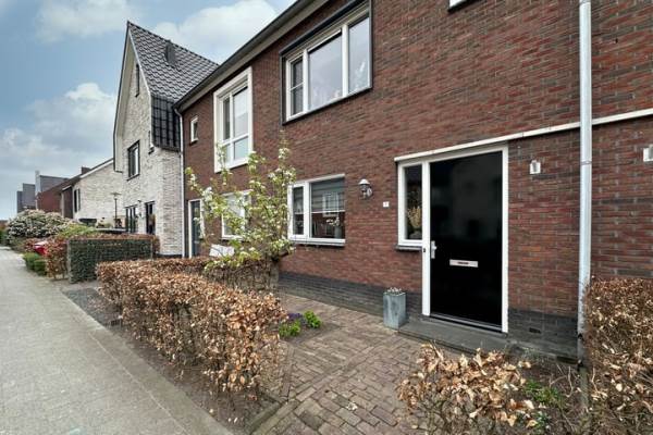 Woning Dokter van de Kolkstraat 7 Nijkerkerveen