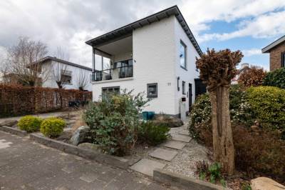 Woning Pieter Poststraat 11 Hellevoetsluis