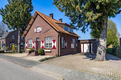 Woning Kerkstraat 19 Bergen (LI)