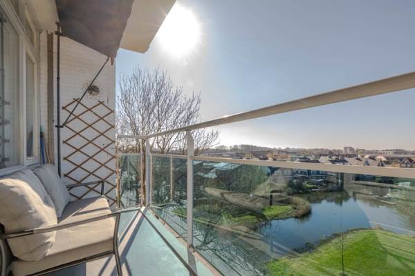 Woning Plutostraat 352 Alphen aan den Rijn