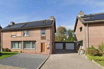 Woning Lage Bongerd 16 Roosteren