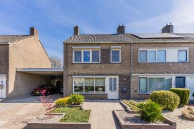 Woning Kardinaal de Jongstraat 17 Budel