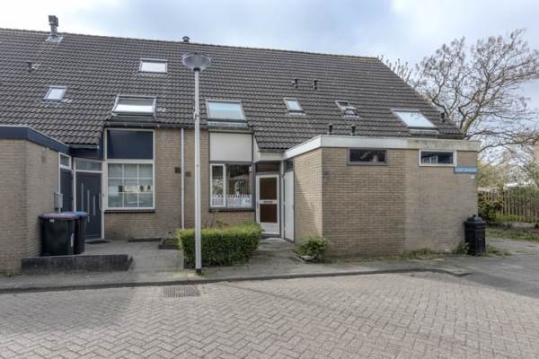 Woning IJzertijdkreek 25 Spijkenisse