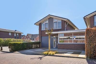 Woning Van Hogendorpstraat 1 Numansdorp
