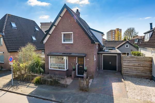 Woning Reeënlaan 11 Apeldoorn