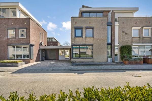 Woning Van Leeuwenhoeklaan 138 Roosendaal