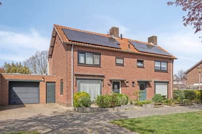 Woning Hugo van der Goesstraat 1 Helmond