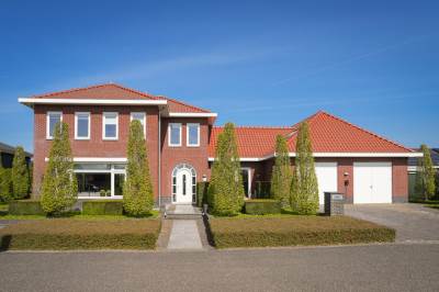 Woning het Ambacht 4 Beneden-Leeuwen