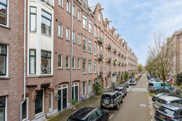 Woning Eerste Atjehstraat 134E Amsterdam