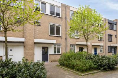 Woning Henry Moorepassage 23 Capelle aan den IJssel