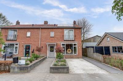 Woning Berenhoeksestraat 4 Wijk en Aalburg