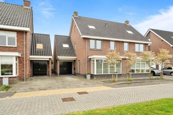 Woning Roockershuys 39 Tuitjenhorn
