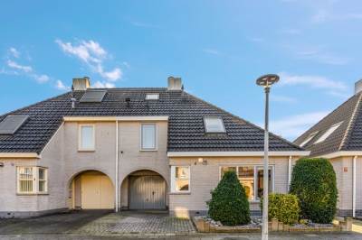 Woning James Grieve 3 Tiel