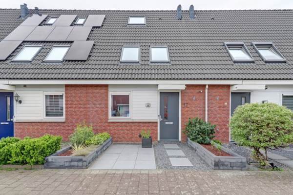 Woning Steur 17 Hendrik-Ido-Ambacht