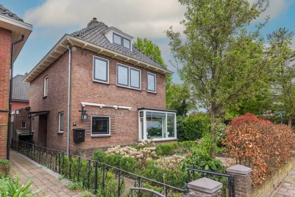 Woning Mr. P.J. Troelstrastraat 36A Hengelo (OV)