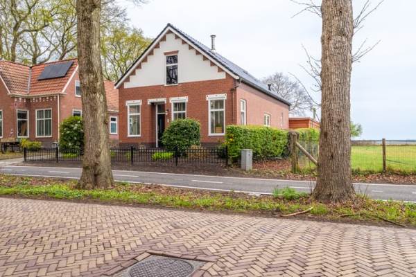 Woning Dorpsstraat 94 Vriescheloo