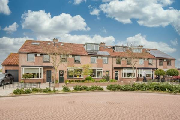 Woning Meester Folkertsstraat 9 Nijkerkerveen