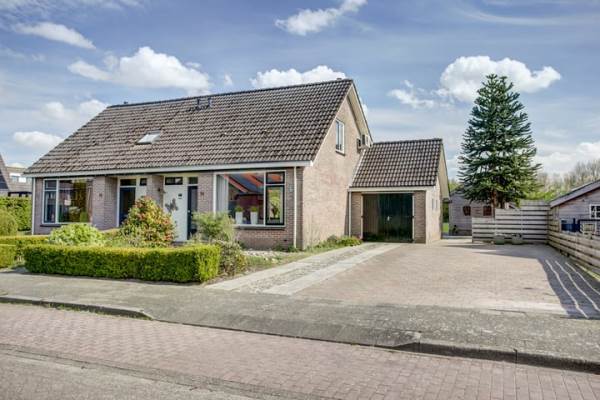 Woning Reesstraat 24 Sint Jansklooster