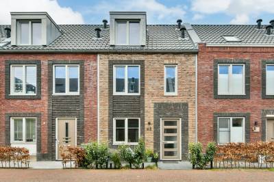 Woning Prinses Catharina-Amalialaan 42 Hoofddorp