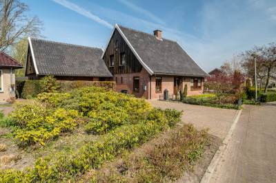 Woning J S Bachstraat 18 Losser