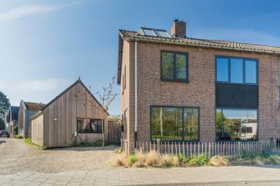 Woning Spoorlaan Zuid 27A Rijen