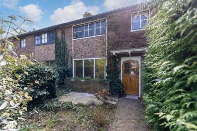 Woning Frans Langeveldlaan 60 Laren (NH)