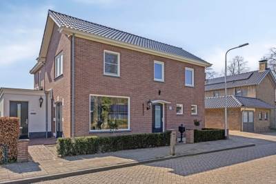 Woning van Heekstraat 43 Doornenburg