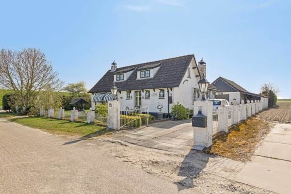 Woning Staalsweg 1 Lewedorp