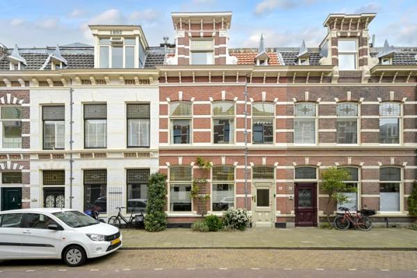 Woning Van Merlenstraat 89 Den Haag