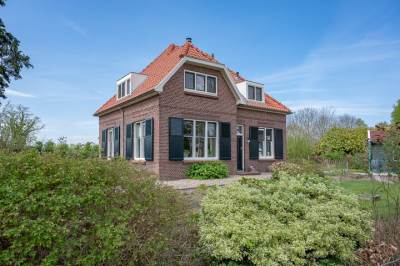 Woning Halle-Heideweg 24 Halle