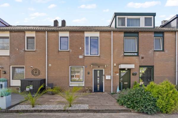 Woning Leekstermeer 14 Rotterdam