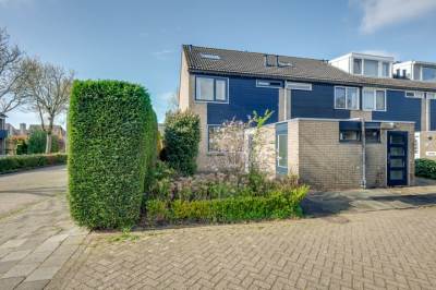 Woning Ds. Schoutenlaan 11 Willemstad