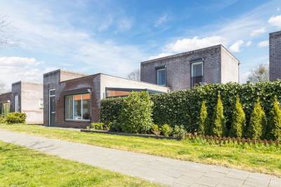 Woning Azaleastraat 10 Terneuzen
