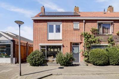 Woning Larixlaan 4 Monster