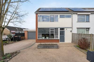 Woning Constantijnstraat 97 Vroomshoop