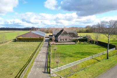 Woning Oostering 48 Pesse (Gem. Hoogeveen)